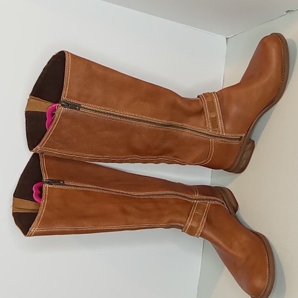 Timberland Savin Hill-Tall Leather Boots -w/ Zippers --British Tan - 7 women's - Picture 3 of 16